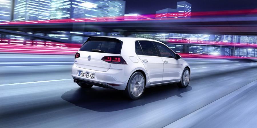  Volkswagen Golf GTE 5-Door 2014 года  (фото 5 из 45)